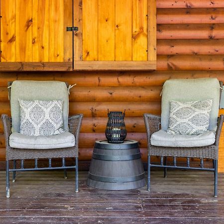 Cross Timbers Cabin On The Grove'S 25-Acres โบรคเคนโบว์ ภายนอก รูปภาพ