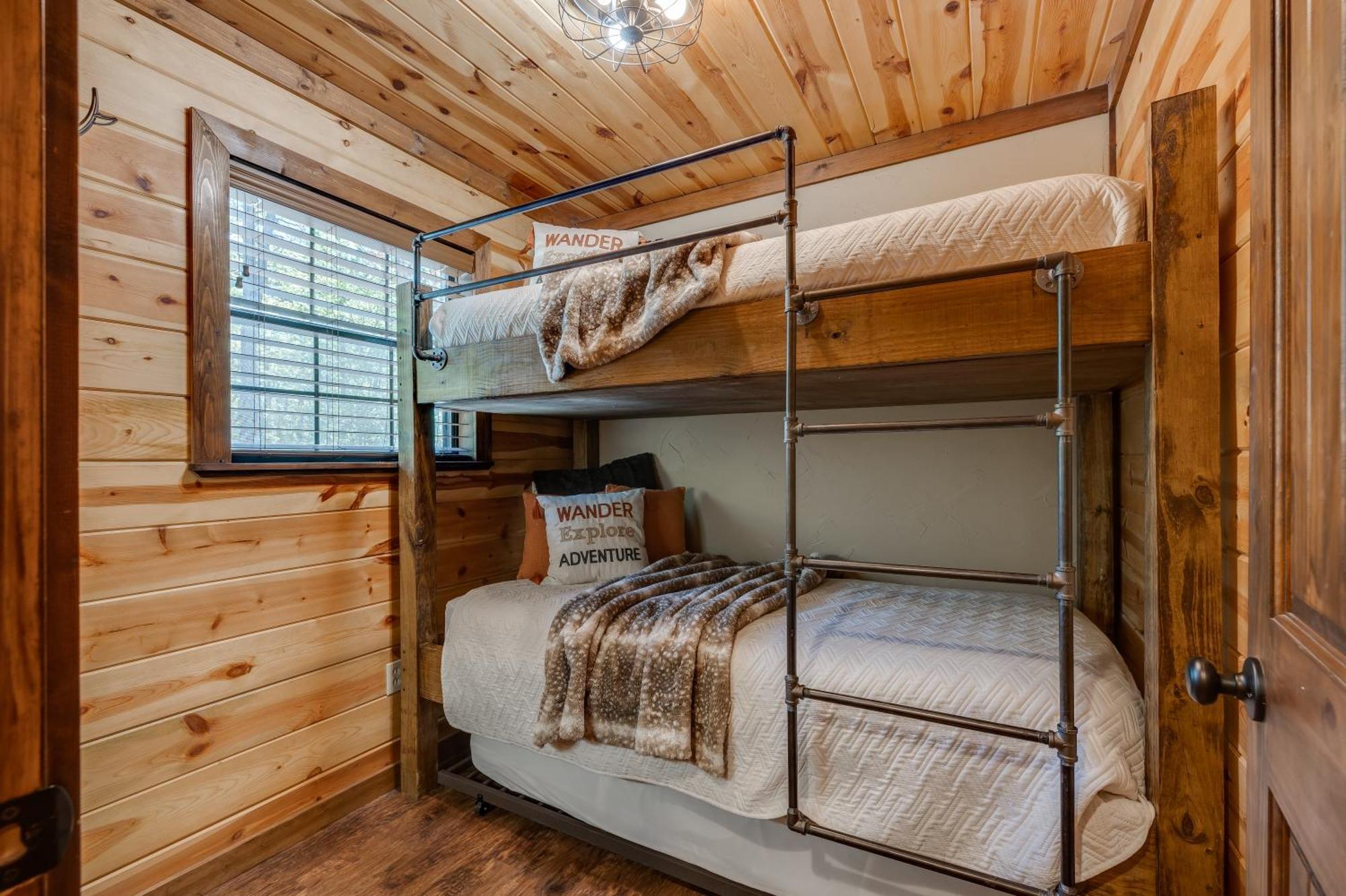Cross Timbers Cabin On The Grove'S 25-Acres โบรคเคนโบว์ ภายนอก รูปภาพ